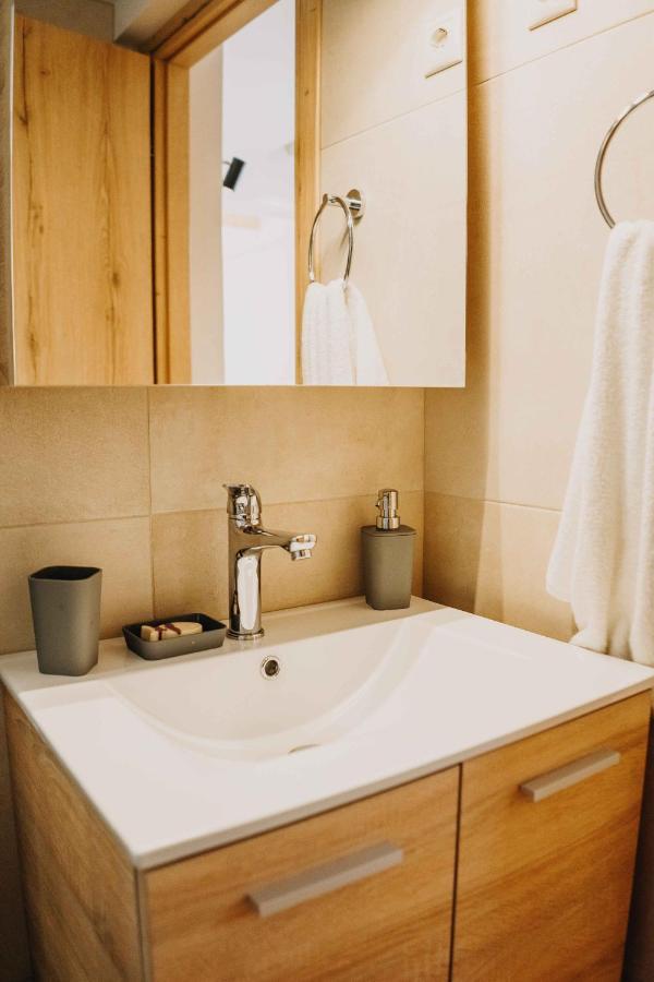 Loutraki Hidden Gem Ι Apartment Luaran gambar